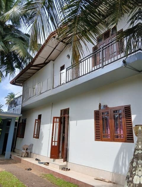Siyabalape : 5BR (17.25P) Two Storey House for Sale
