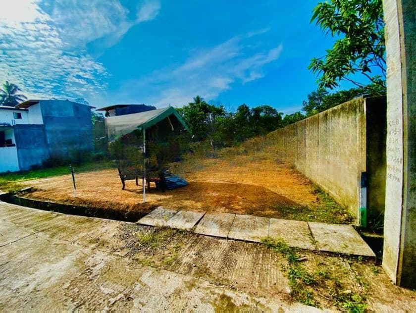Premium Land for Sale in Hirana, Panadura| K27