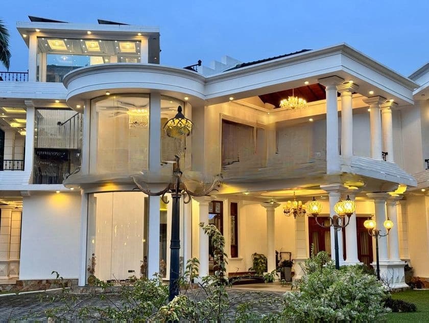 Super Luxury 3-Story House for Sale – Rajagiriya Gem