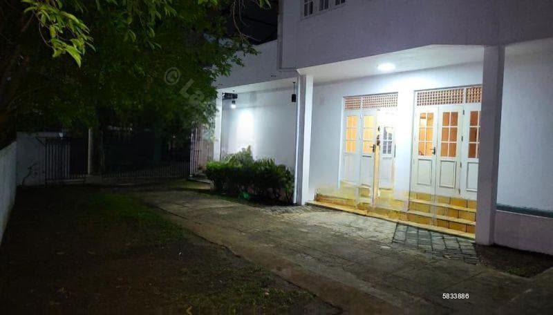 Spacious 5-Bedroom House for Sale in Araliya Garden, Rajagiriya – Prime Residential Location!