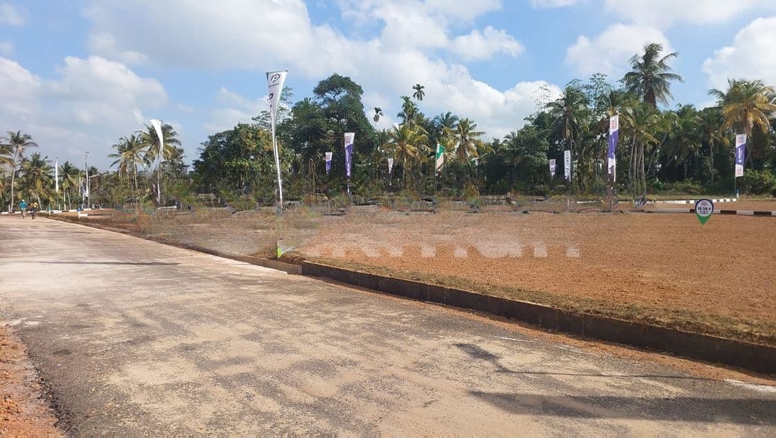 මොරටුවට පානදුරට මැදින් ගාලුපාරට ලගින් හොදම ඉඩමක් N38