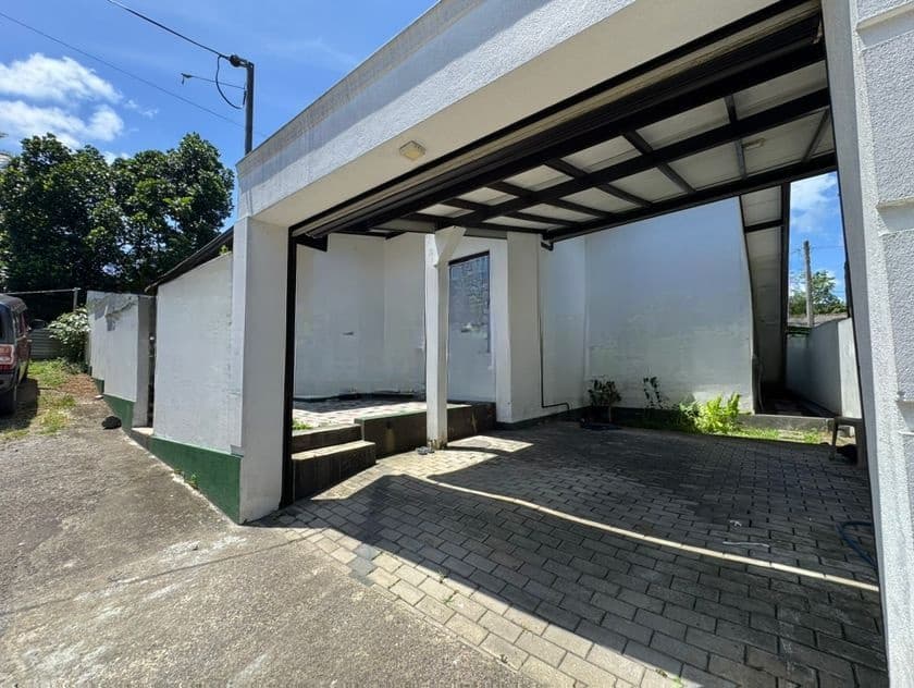Almost Brand New House for Sale in Piliyandala