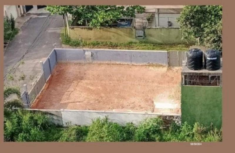 Bare land for sale in Colombo 5