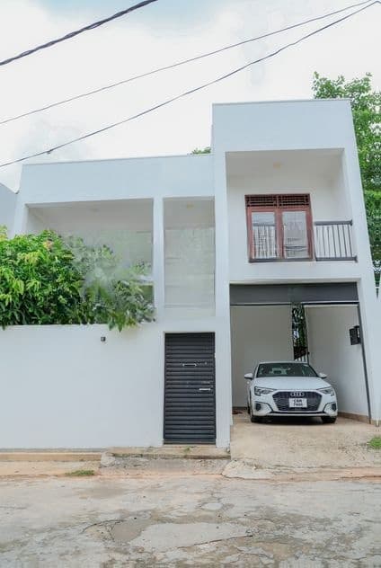 Luxury Fully Furnished House for Sale – Thalahena, Malabe