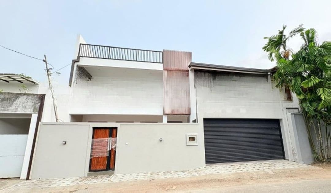 Newly Build Beautiful House for Sale in Battaramulla