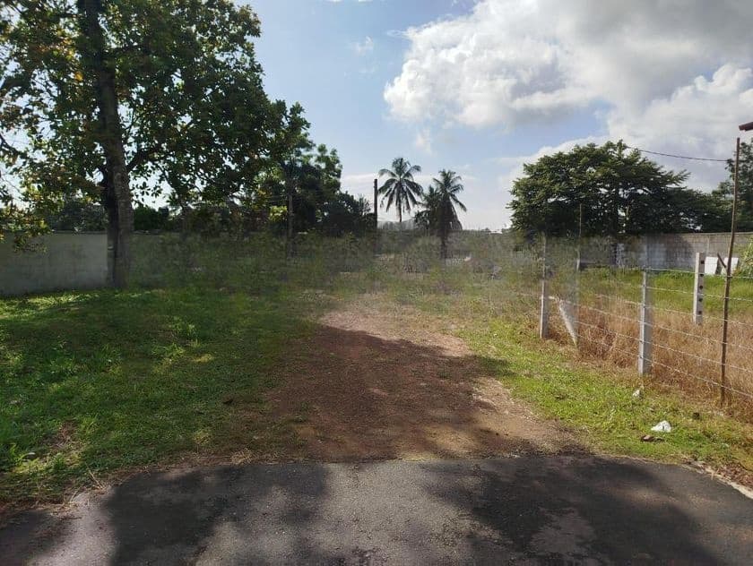 කොට්ටාව මාලඹේ බස් පාරට මුහුනලා බිම් කොටස් විකිණීමට