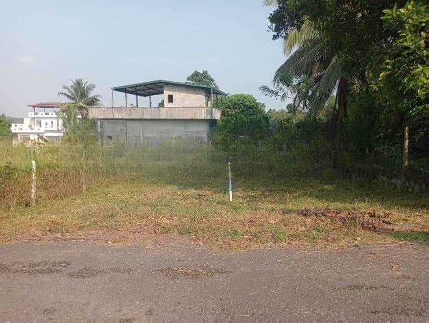 Valuable Land Plots Sale In Athurugiriya Town
