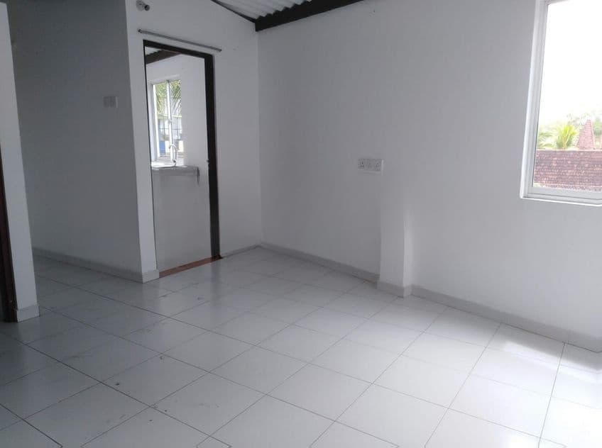Commercial Building for Sale Thalawathugoda Ds 6500