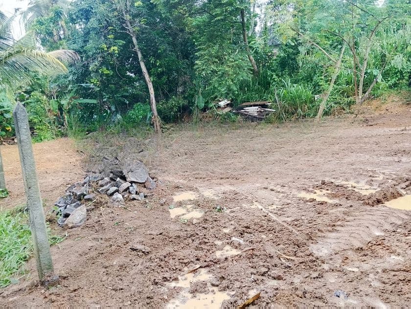 Land for Sale in Wanaguru Mawatha Hokandara