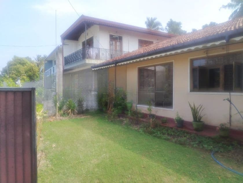 Wattala Kerawalapitiya Two House for Sale