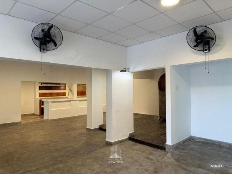 Modern Commercial Property for Rent on W.A Silva Mw (CRSH101)