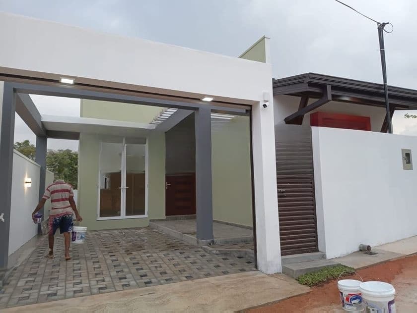 අති සුඛෝපභෝගී අලංකාර නිවස විකිණීමට piliyandala