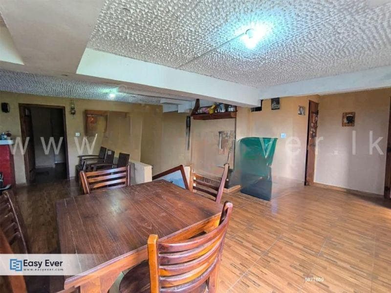Spacious Multi-Unit Luxury Residence in Paradeka, Kandy | SH15305