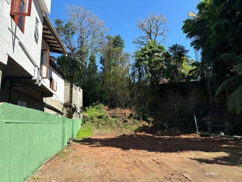 Bare land for sale in Battaramulla