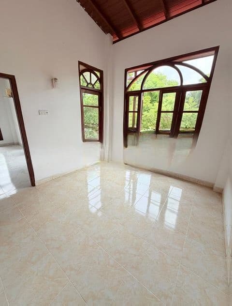 HJR181 - Apartment Type 2nd floor House for Rent in Balummahara 🏠