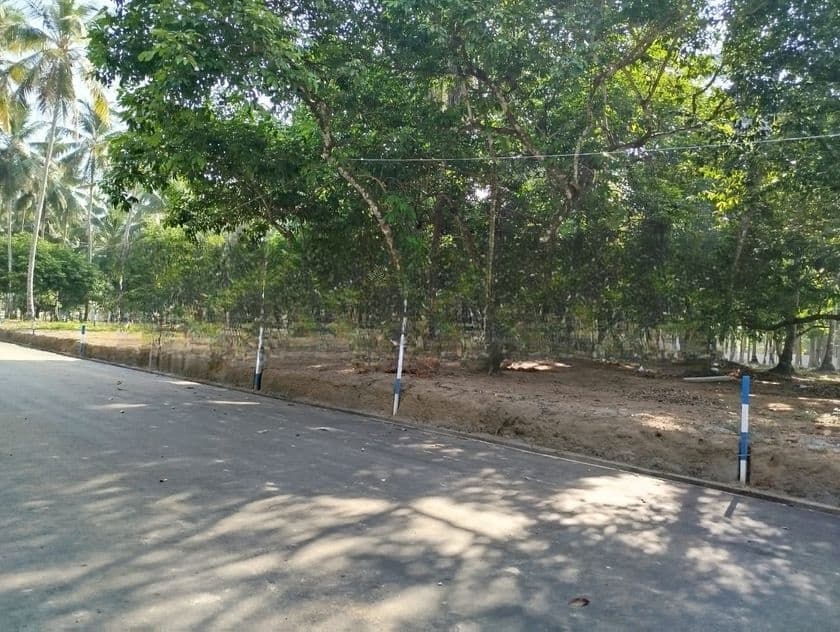 Land In Yakkala Town