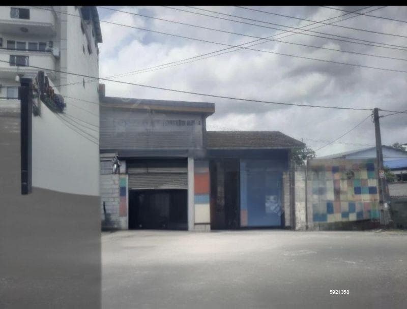 Pitakotte, Thalawathugoda Road 17.1 Perches of Commercial Land with and Old House for Sale