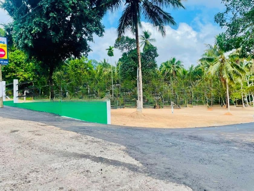 Best Land for Sale in Kalagedihena