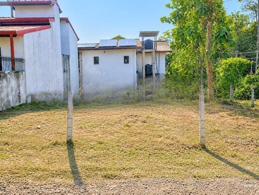 Land for sale in Batuwandara Elite Terrace, Piliyandala.