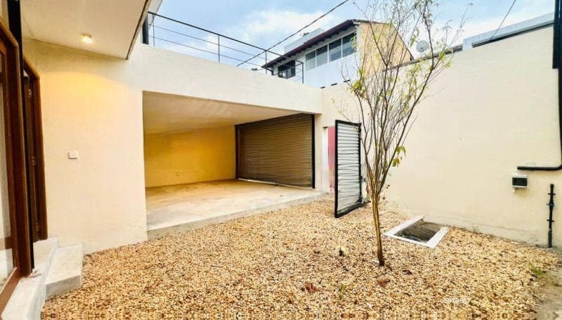 Thalawathugoda Brand New 3 BR Luxury House for Sale