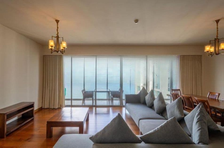 Shangri-La - Furnished Apartment for Sale A33789, Colombo 2