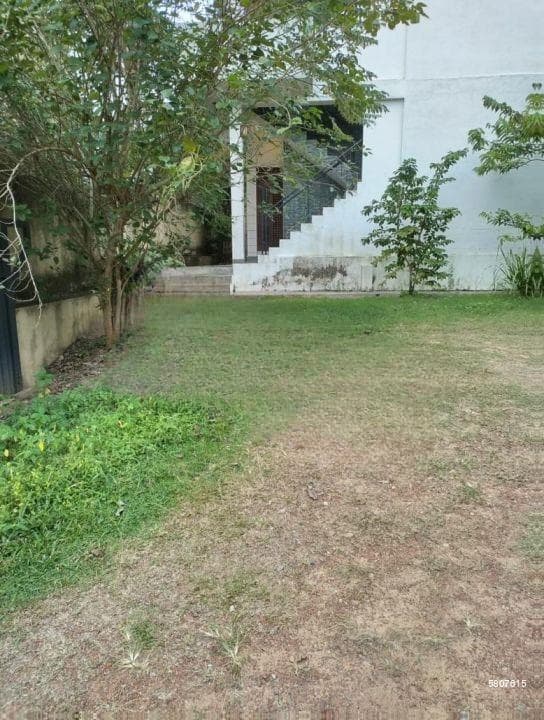 Valuable property with apartment building at Malabe for sale.