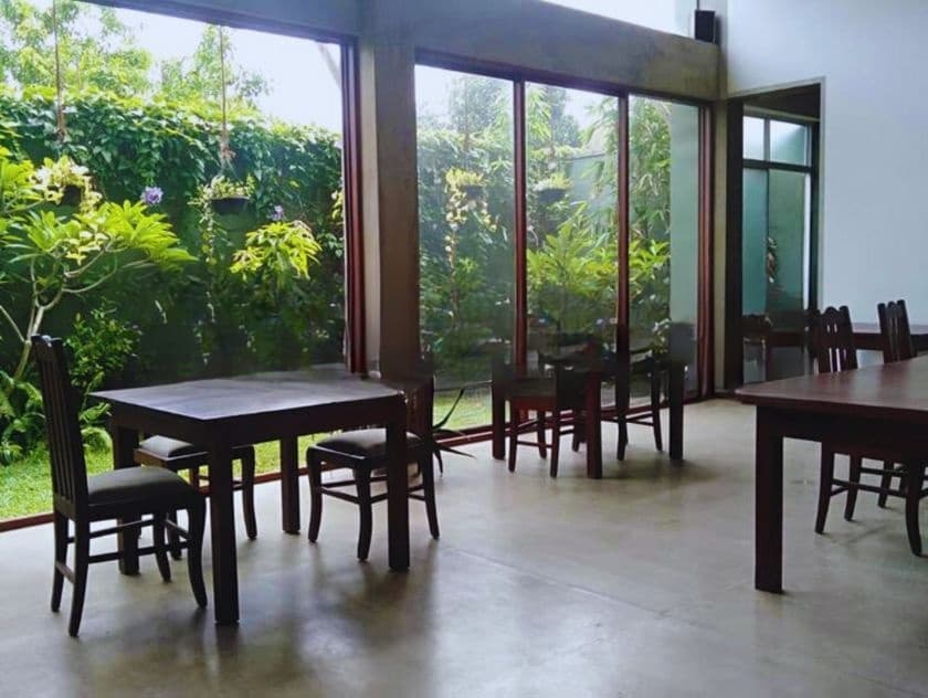 Hotel for Sale in Mount Lavinia
