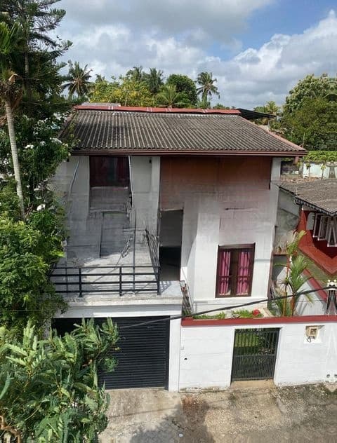House for Sale in Boralesgamuwa