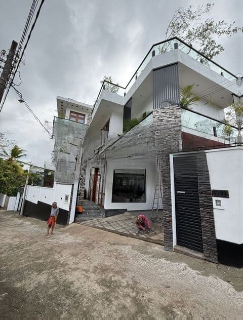 Super Luxury House Sale Battaramulla