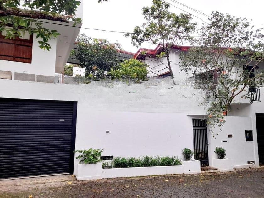 Luxury Modern House for Sale Nugegoda Mirihana, Pagiriwatta Mawatha