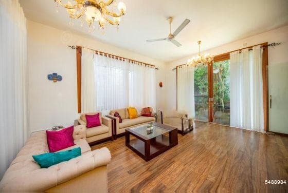 6 Bedroom Luxuries house for sales in Nugegoda for Rs. 143 million (negotiable)