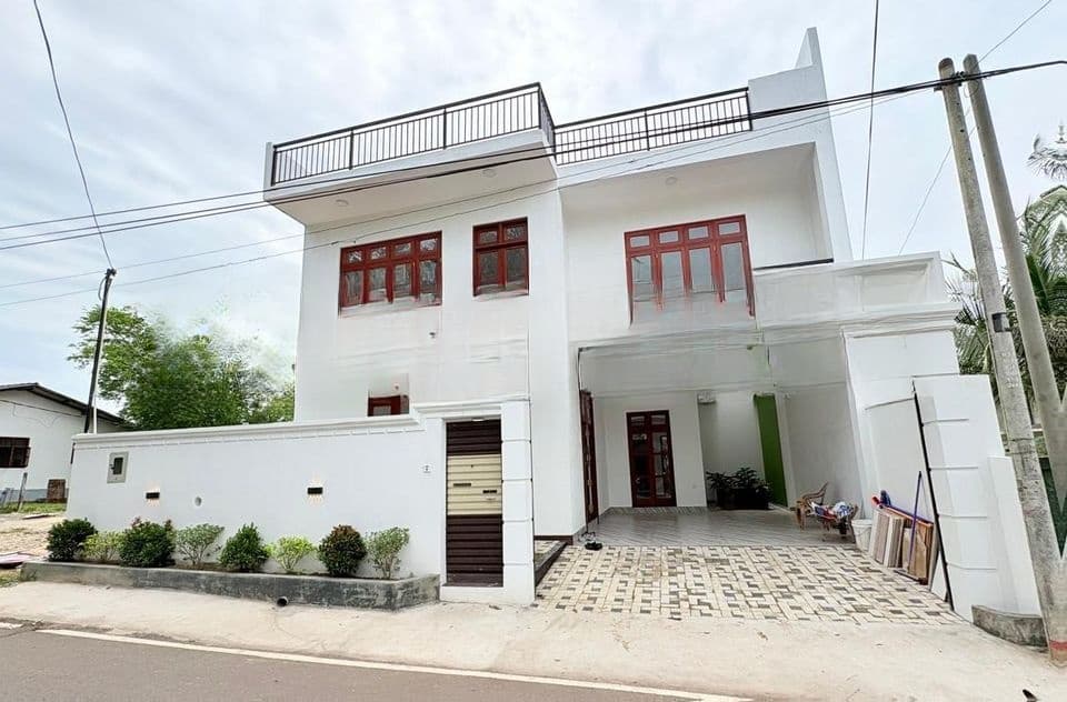 Brand New Beautiful Modern House for Sale in Piliyandala