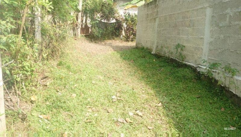 🏡 Prime Residential Land for Sale in Athurugiriya