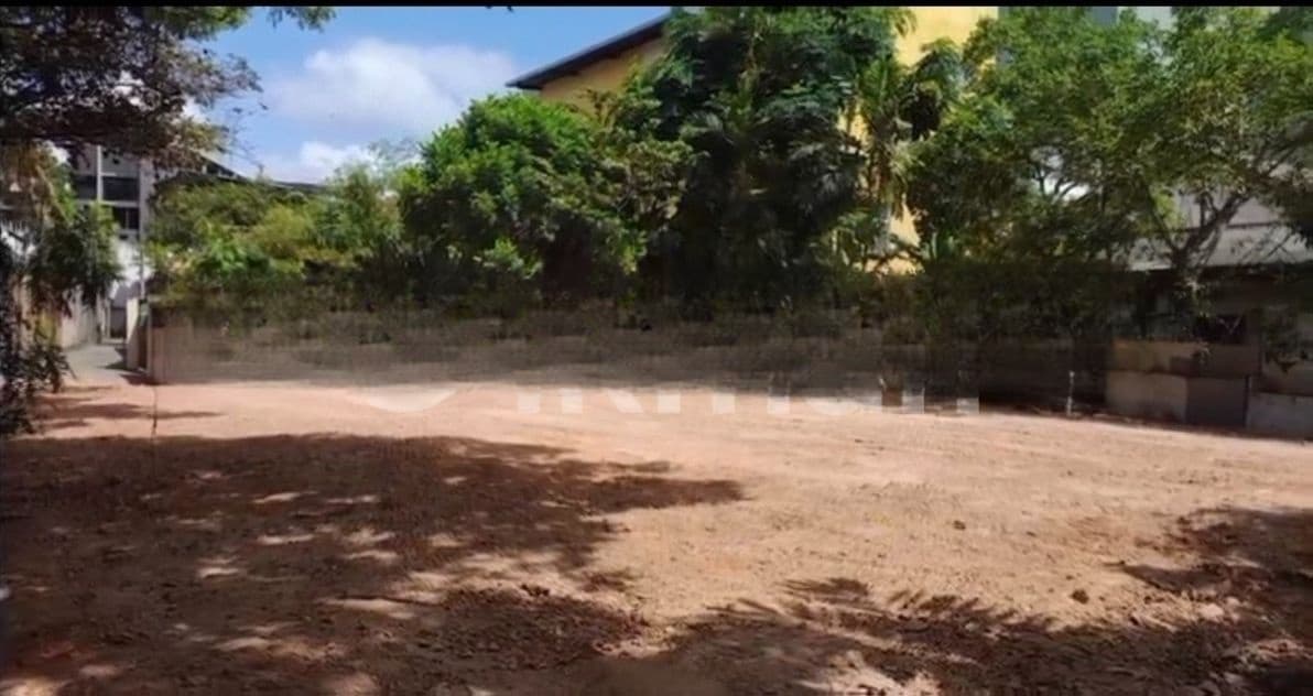 Nugegoda 11 Perches of Prime Land for Sale