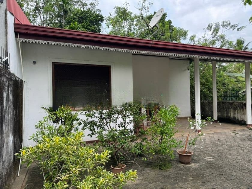 Newly Build House for Sale in Polgasowita Piliyandala