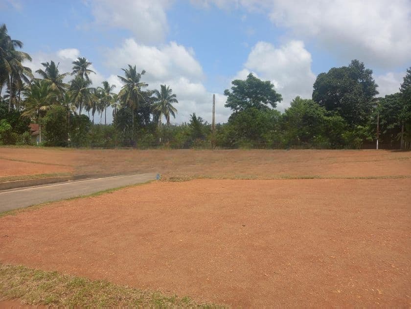 Kahanthota Land for Sale