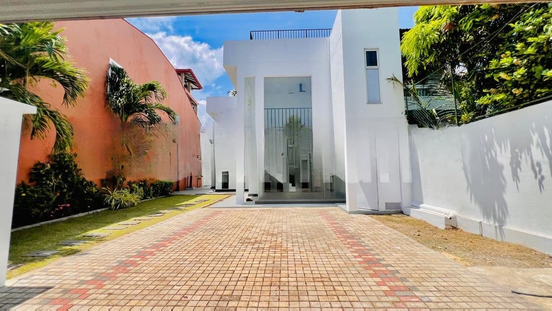 Ready Valuable Just 650M To Beach An Upstairs House For Sale In Negombo
