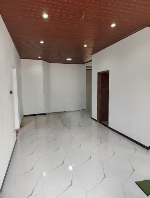 Nugegoda 03 Bedroom Upstair House for Rent (NAS355)