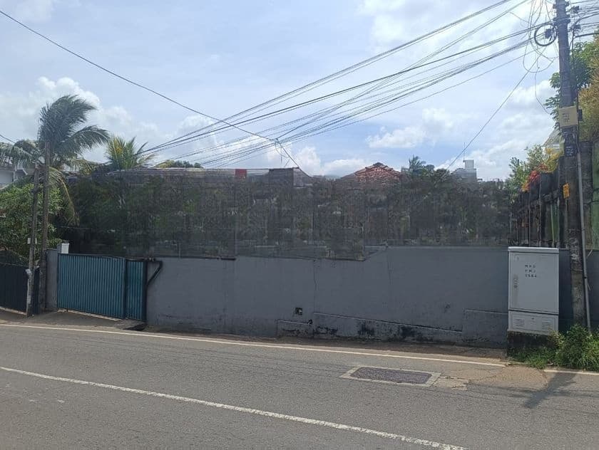 Commercial Land for Sale in Maharagama (sp1056)