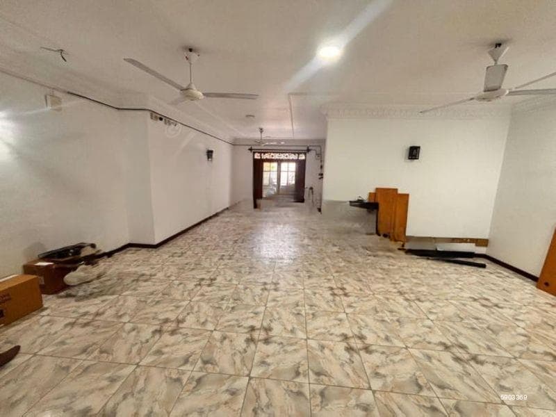 Commercial Property for Rent in Colombo 06 (A4687)