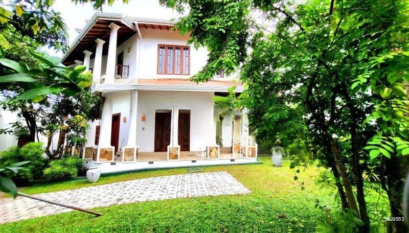 Super Luxury House for Sale in Nugegoda | LKR 220 Million (HS4803)