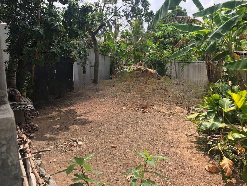 Land for Sale in Pelawattha