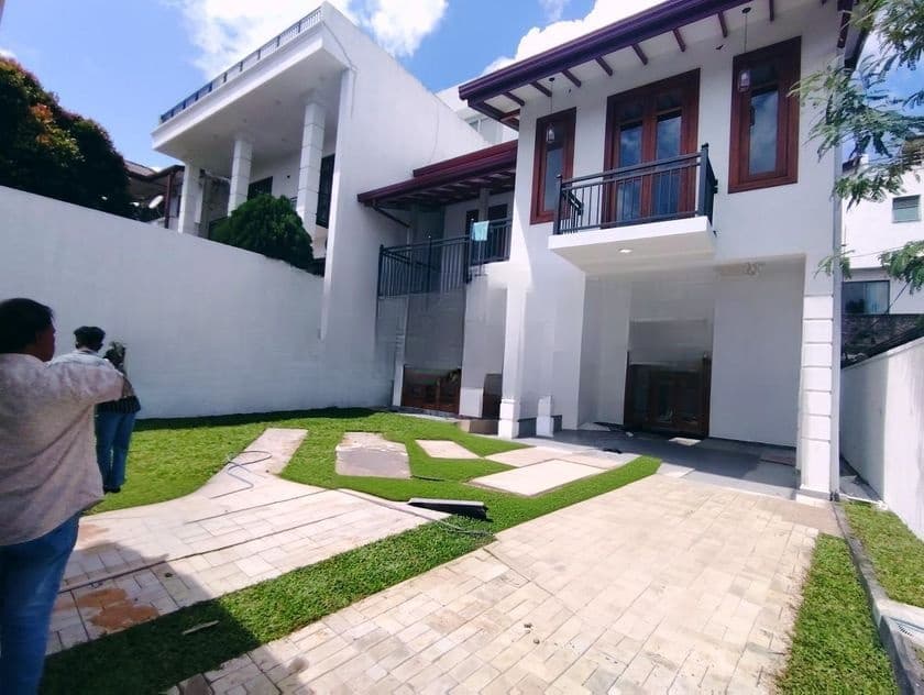 BRAND NEW TWO STOREY HOUSE FOR SALE IN KOTTAWA MATTHAGODA