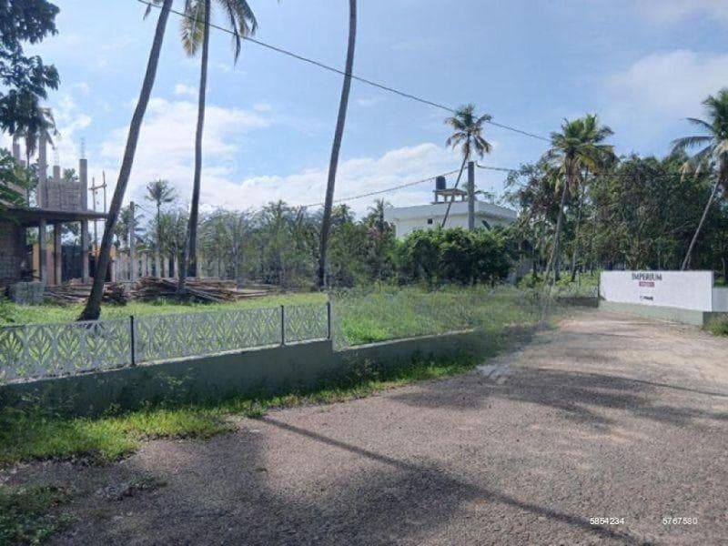 Prime Residential Land in Nittambuwa – 14 Perches