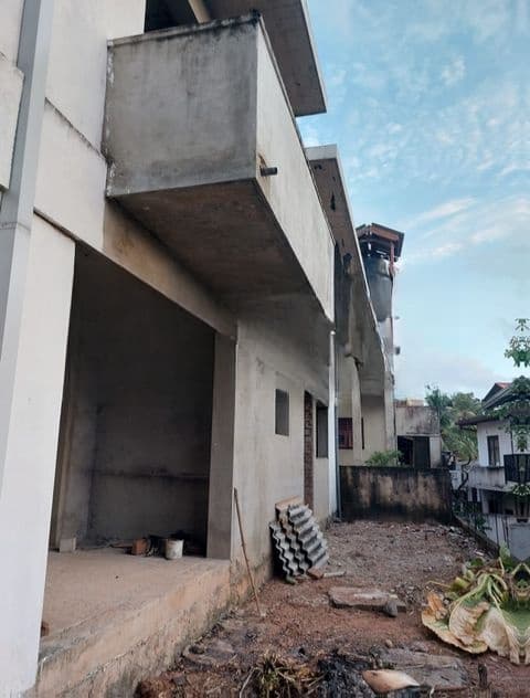 Half Built House for Sale in Kottawa