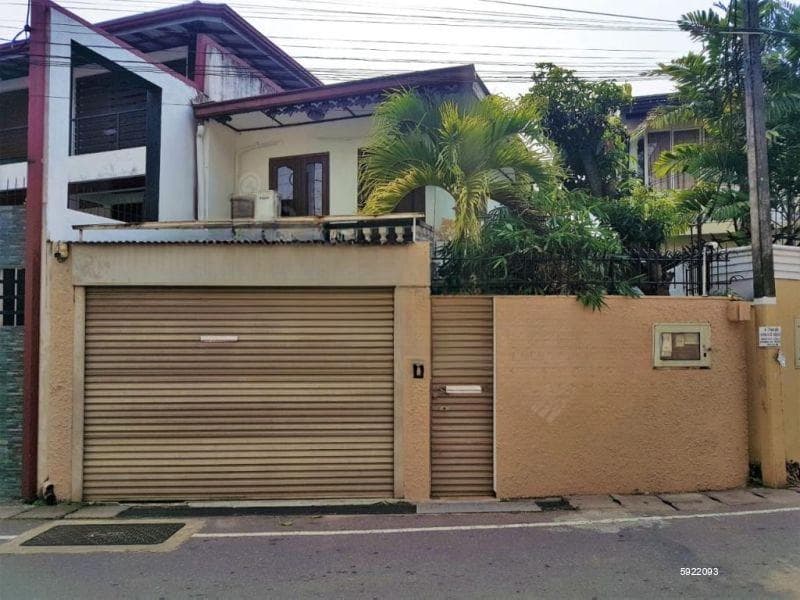 7 Perch Luxury 4BR House for Sale in Nawala | LKR 65 Million(HS4735)