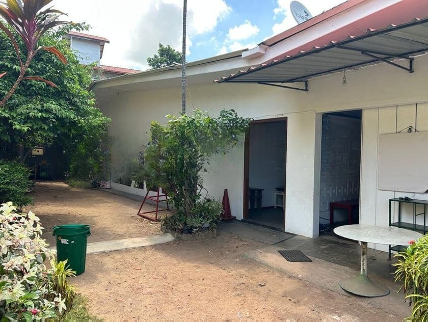 Commercial Property for Rent in Borella - (cr124)