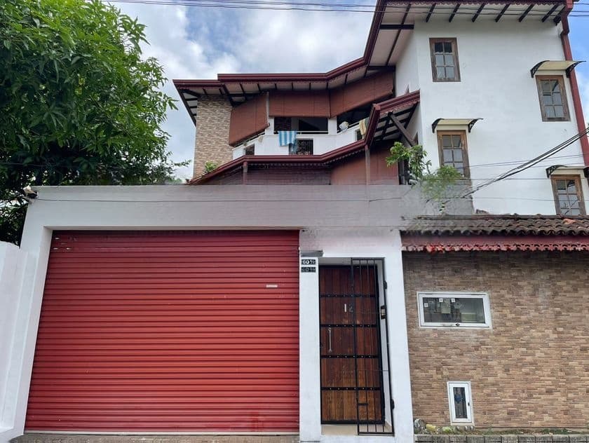 House for Sale in Rajagiriya