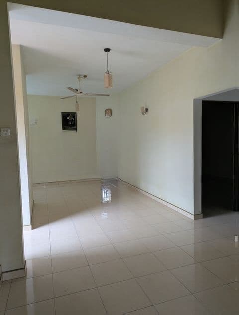 First Floor House for Rent Pelawatta