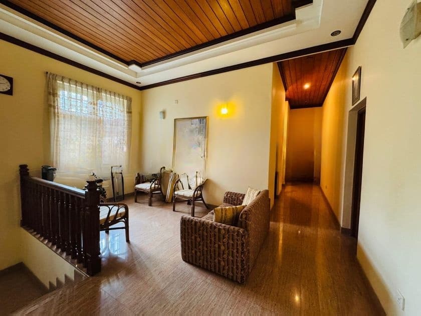 Luxury House Sale Handala